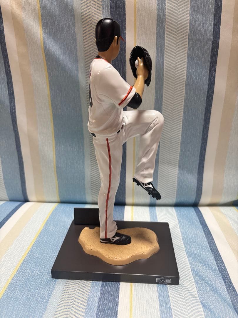 菅野智之 フィギュア 18 GIANTS