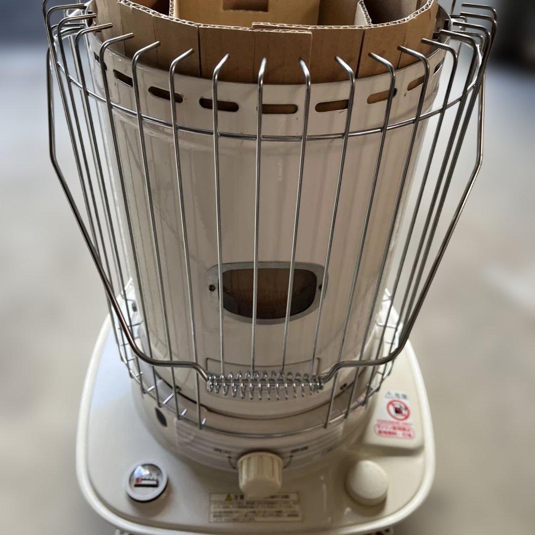 未使用品 コロナ SL-66E ホワイト ストーブ　木造１７畳迄　鉄筋２３畳迄