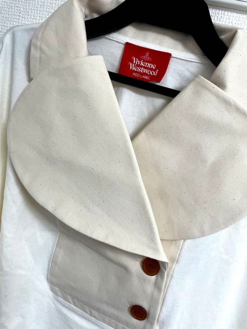 ヴィヴィアンウエストウッド　ラブ襟カットソー