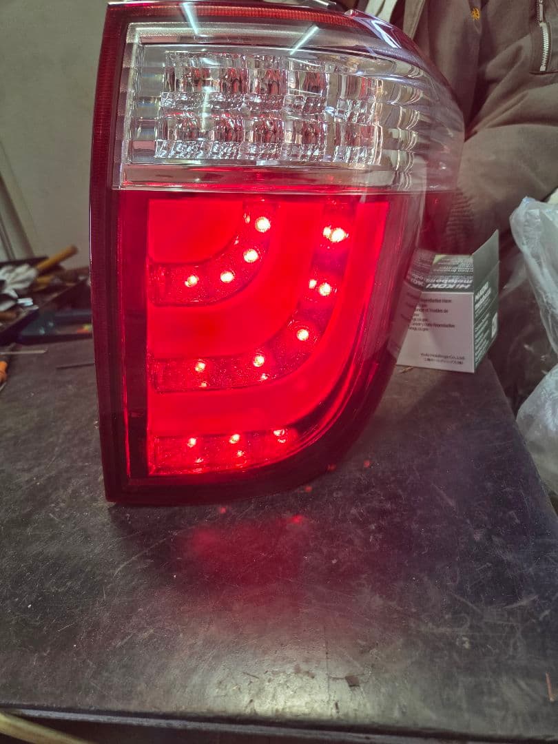 20 ヴェルファイア アルファード テール ライト LED 動作確認済 抵抗内蔵