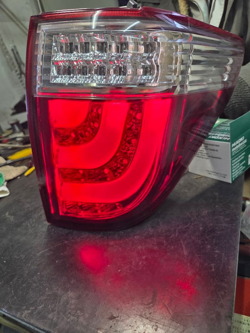 20 ヴェルファイア アルファード テール ライト LED 動作確認済 抵抗内蔵