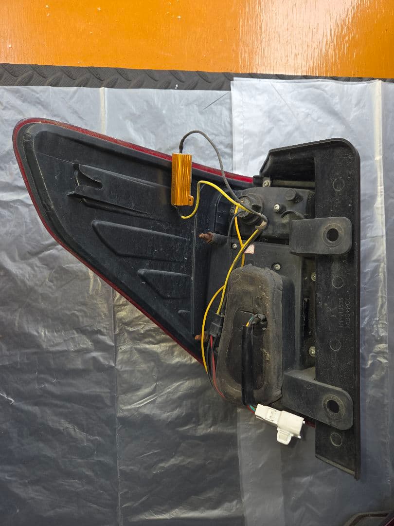 20 ヴェルファイア アルファード テール ライト LED 動作確認済 抵抗内蔵