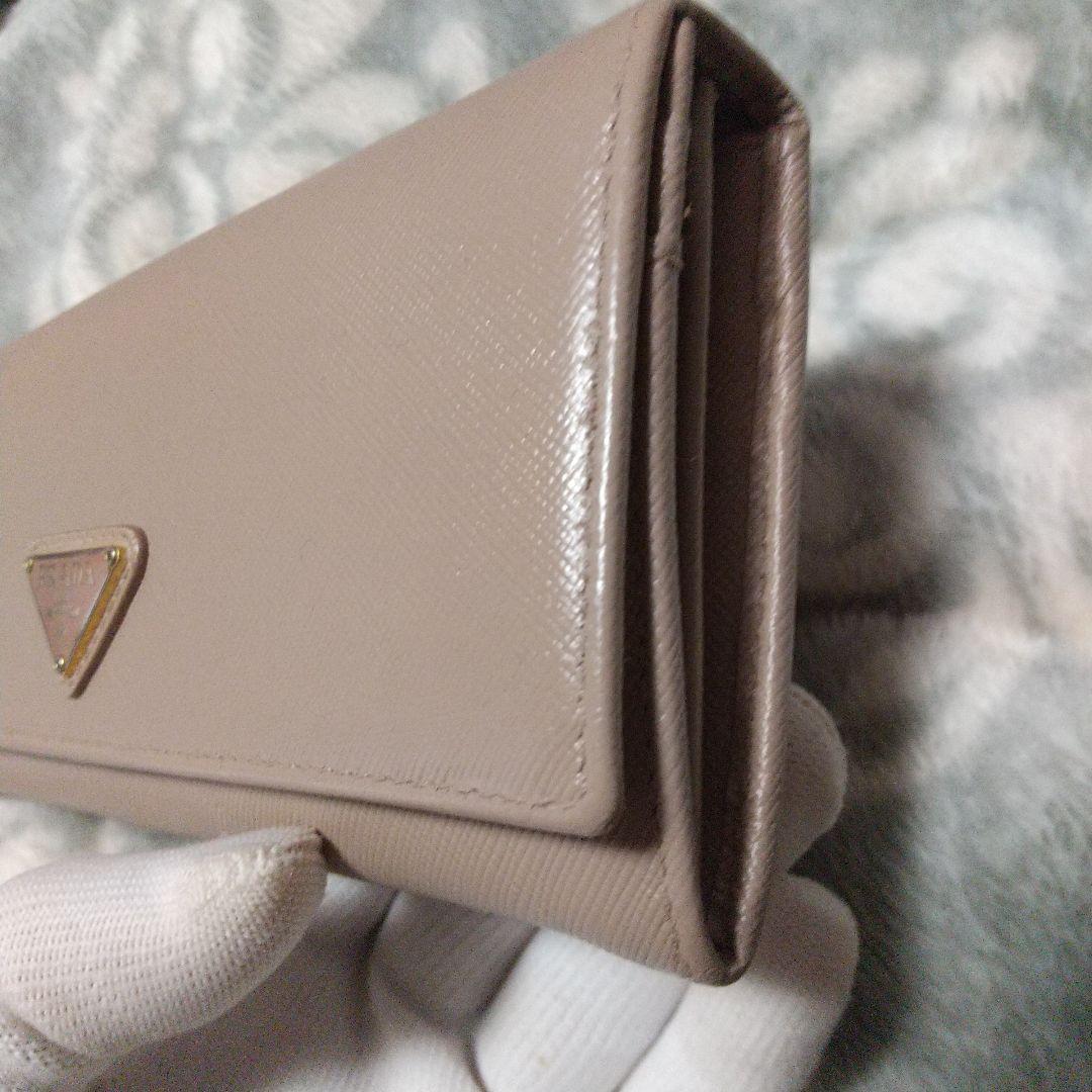 PRADA サフィアーノレザー 三角ロゴ長財布 ベージュ系