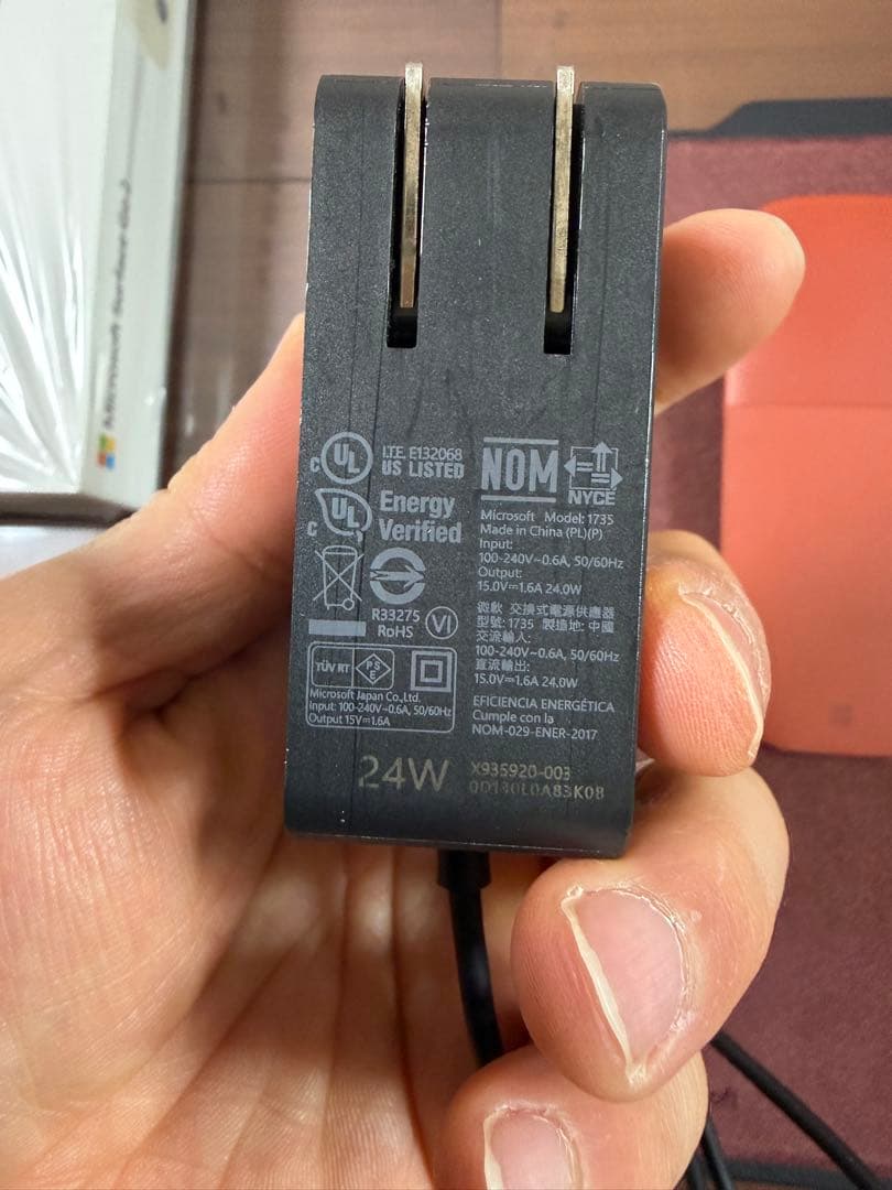 Microsoft Surface Go 2 本体 キーボード　ペン　セット