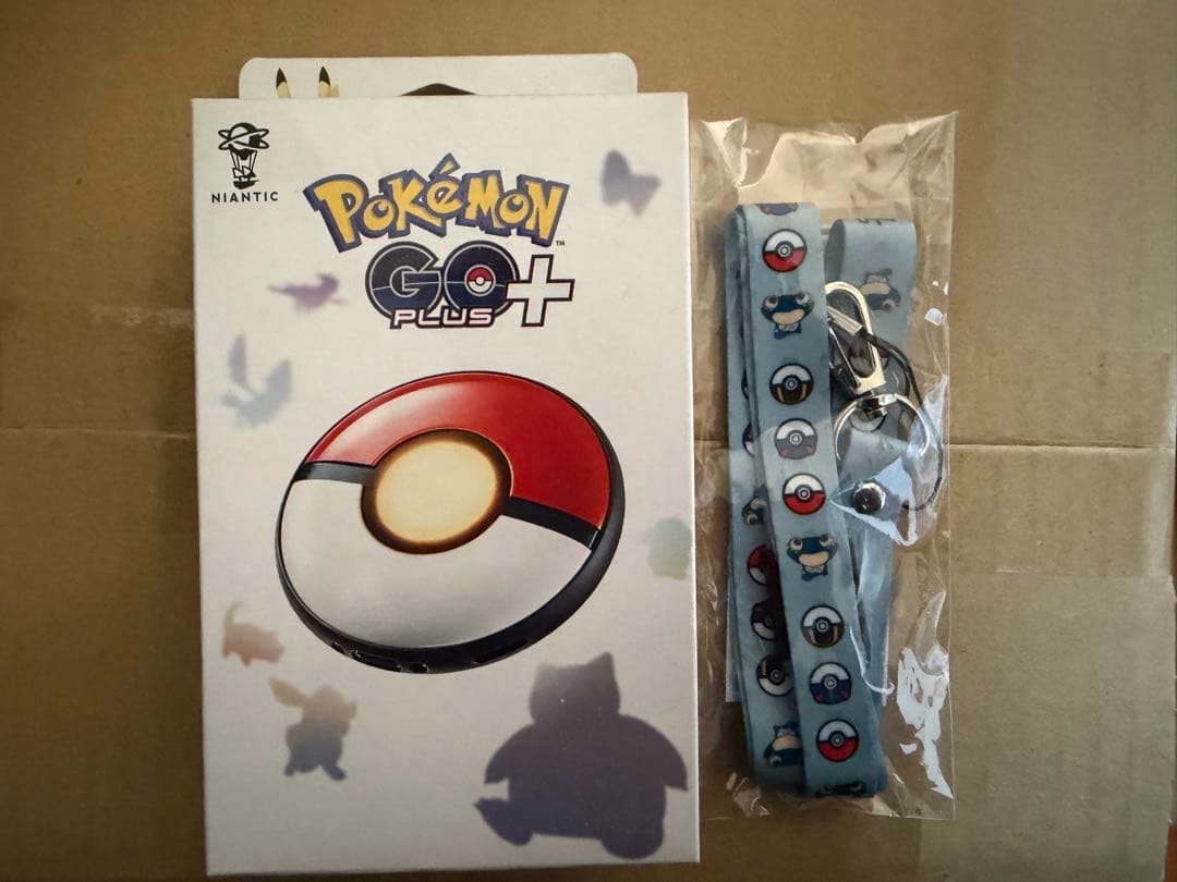 Pokémon GO Plus + ポケモンGOプラスプラス (ストラップ付き)