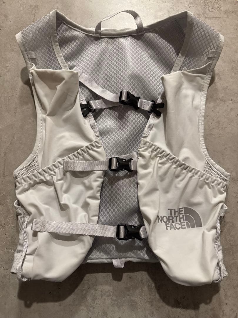 THE NORTH FACE ランニングベスト ホワイト　TR6 Sサイズ