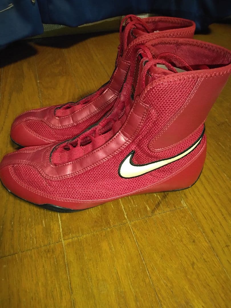 Nikeボクシングシューズマチョマイ