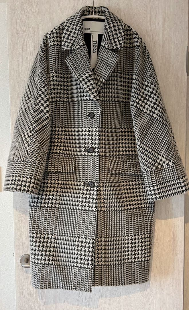 12/21まで限定価格 TICCA グレンチェックコクーンコート定価70400円