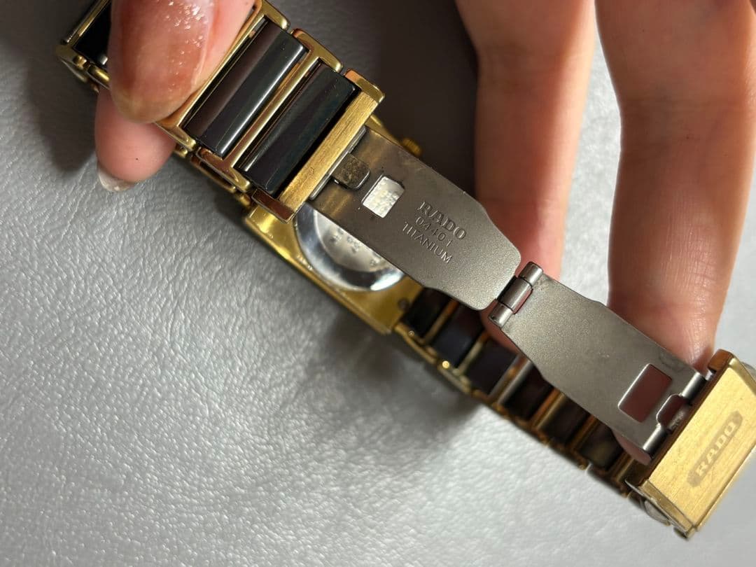 RADO jubilee クォーツ腕時計 黒金　ラドーダイヤ４P