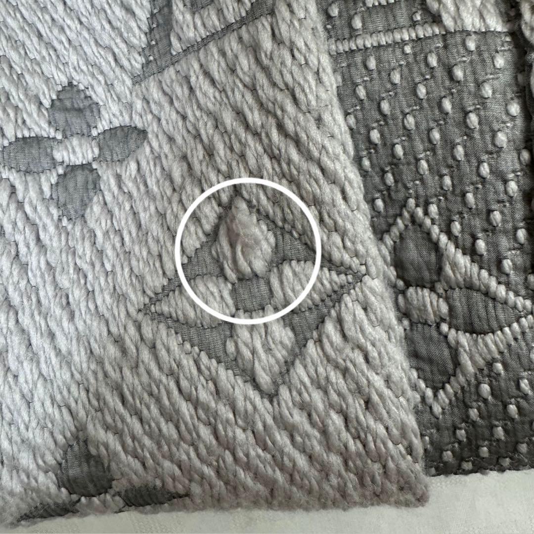 Louis Vuitton エシャルプロゴマニア グレー マフラー