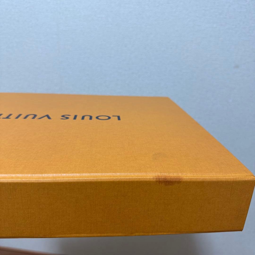 Louis Vuitton エシャルプロゴマニア グレー マフラー