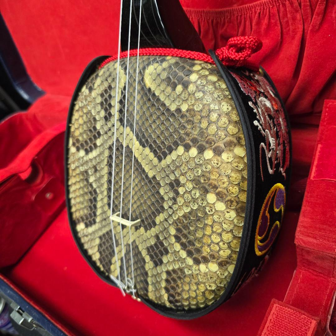 ビンテージ　三味線本体 蛇味線 ケース付き