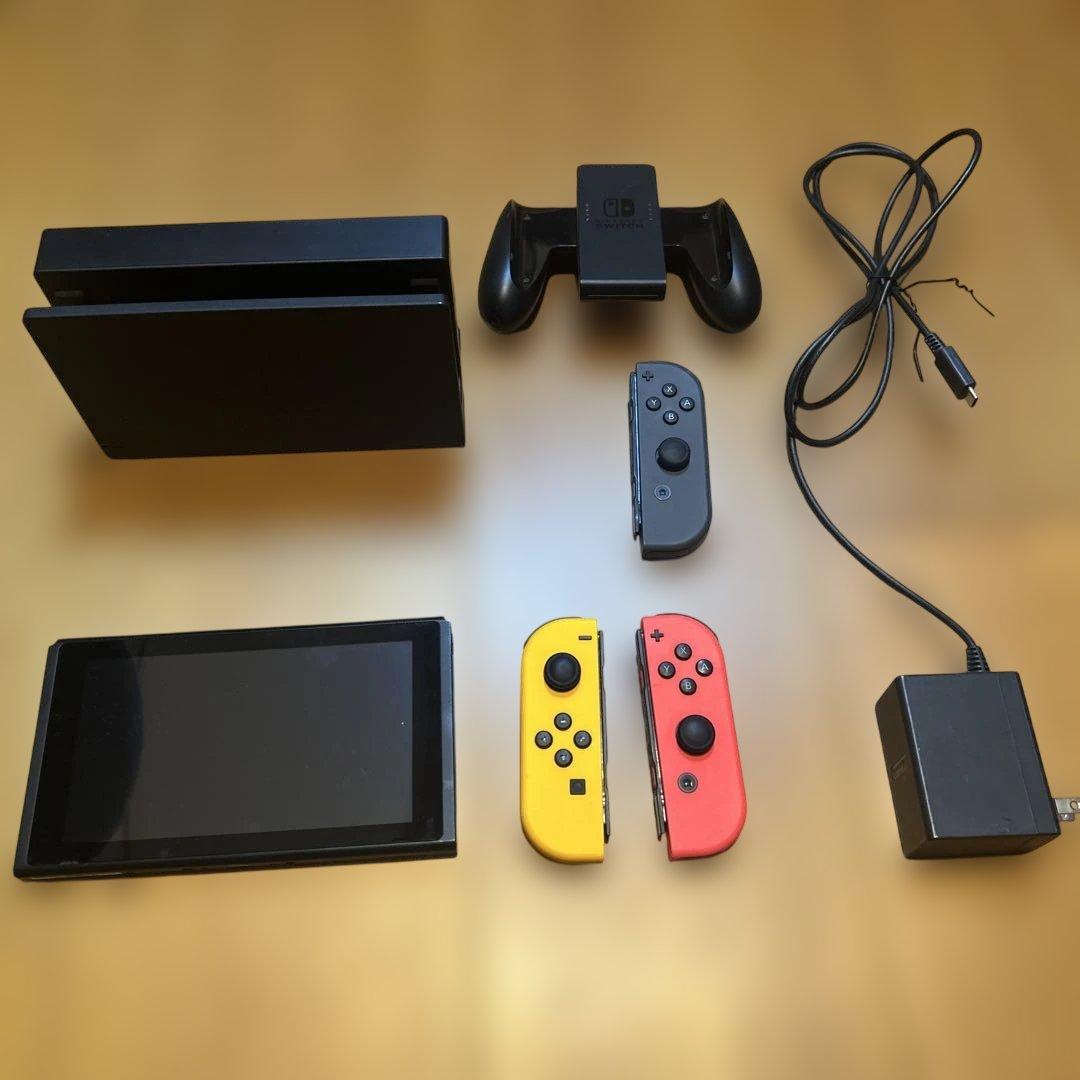 Nintendo switch　本体+Joycon(ジャンク)　備品