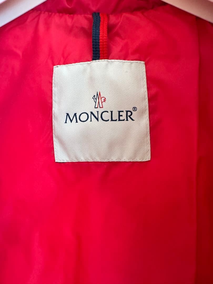 モンクレール　MONCLER 赤 ダウンコート　6Ａ116cm