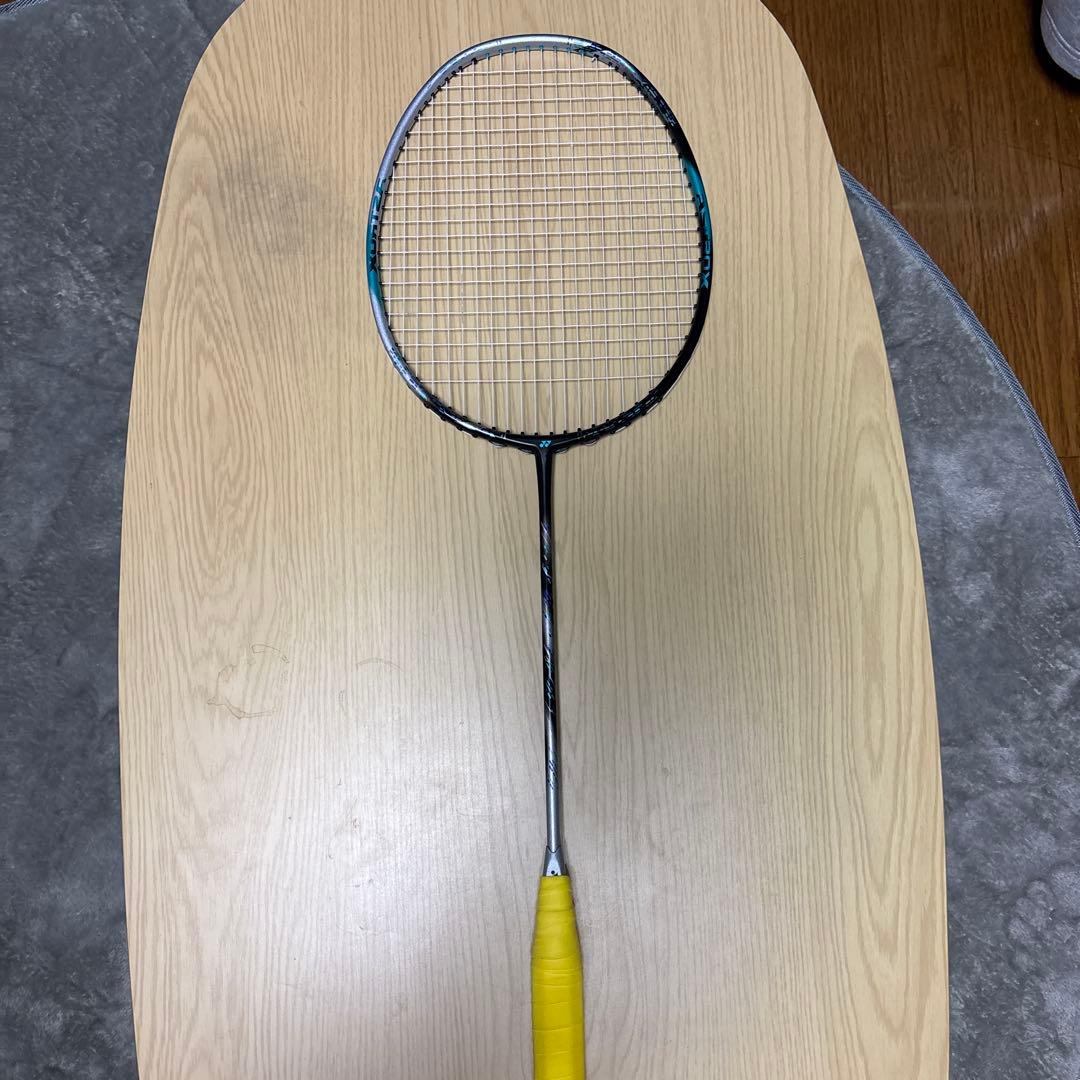 YONEX　アストロクス88d pro 4u5