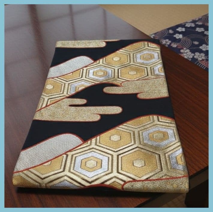 豪華 袋帯 正絹 六通柄 金銀糸 雲取り亀甲文様 振袖 訪問着 成成人式 結婚式