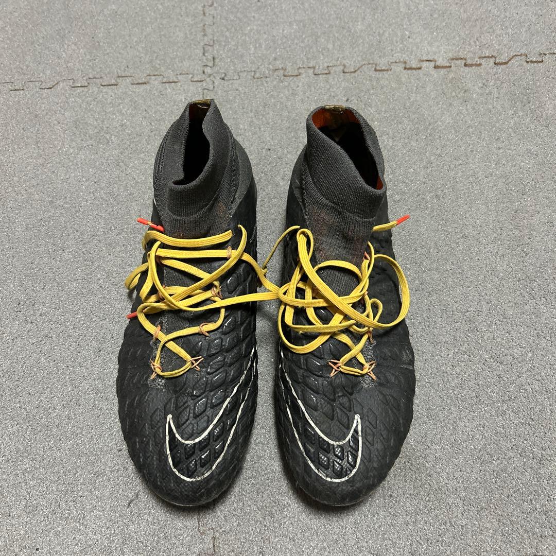 Nike サッカーシューズ ブラック/オレンジ