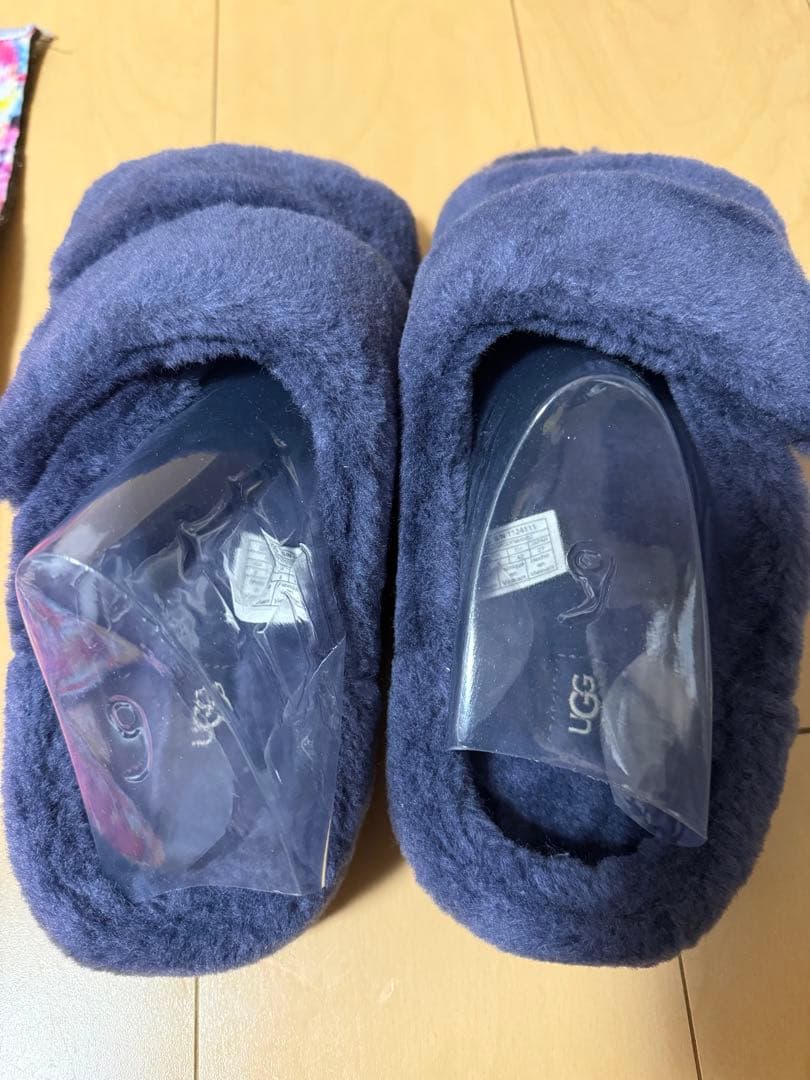 値下げ 新品未使用UGG 27cm ネイビー M FLUFF THAT
