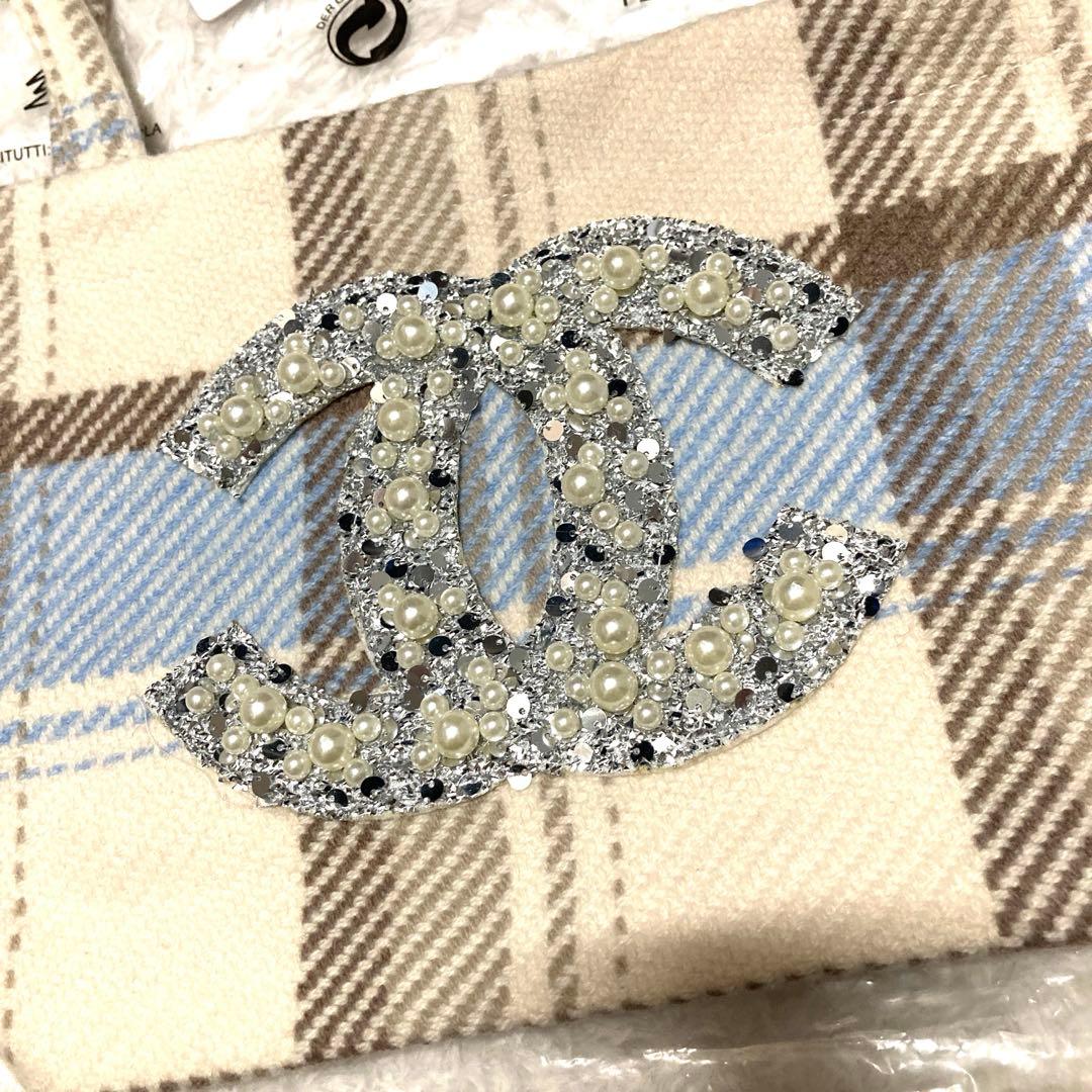 CHANEL チェック柄トートバッグ　パールスパンコール　水色