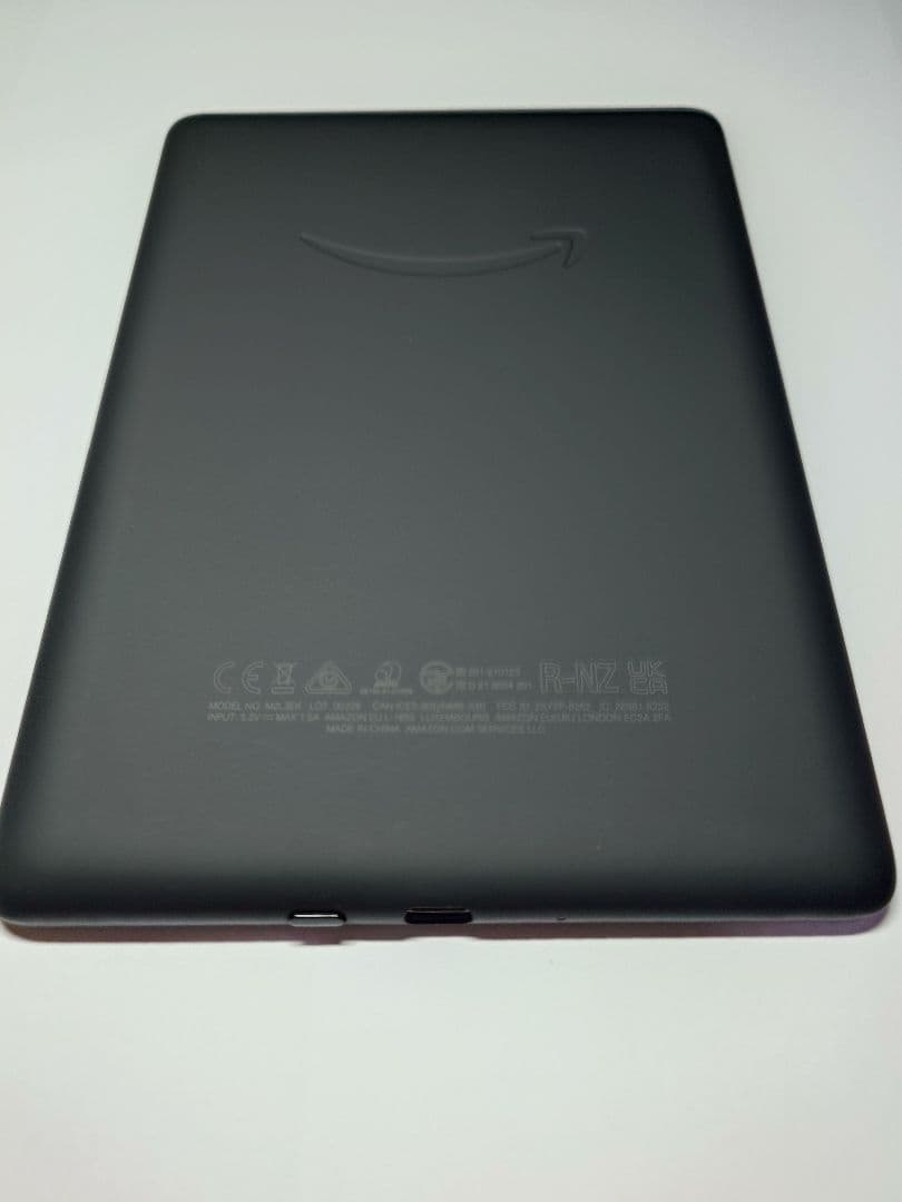 Kindle Paperwhite 第11世代 純正カバー付き