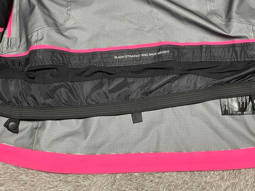 BURTON AK457 JKT ピンク