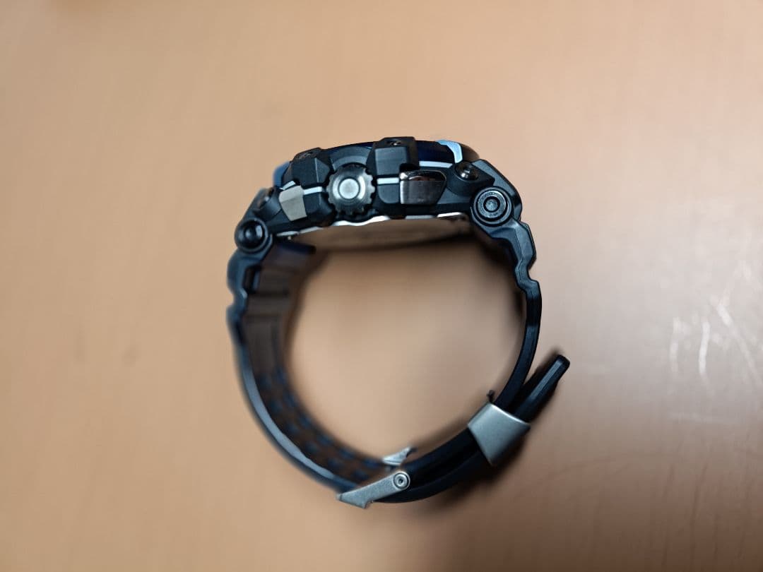 カシオ　GPW-2000　グラビティマスター