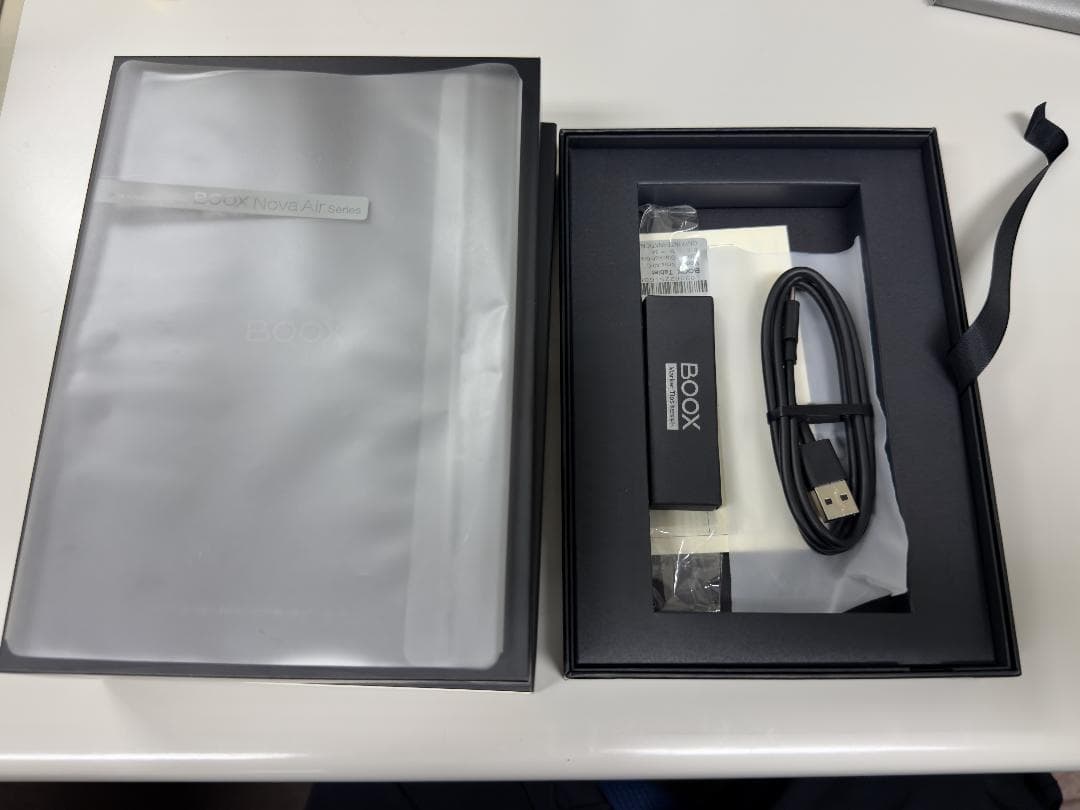 BOOX Nova Air C 7.8\" カラーE Inkタブレット