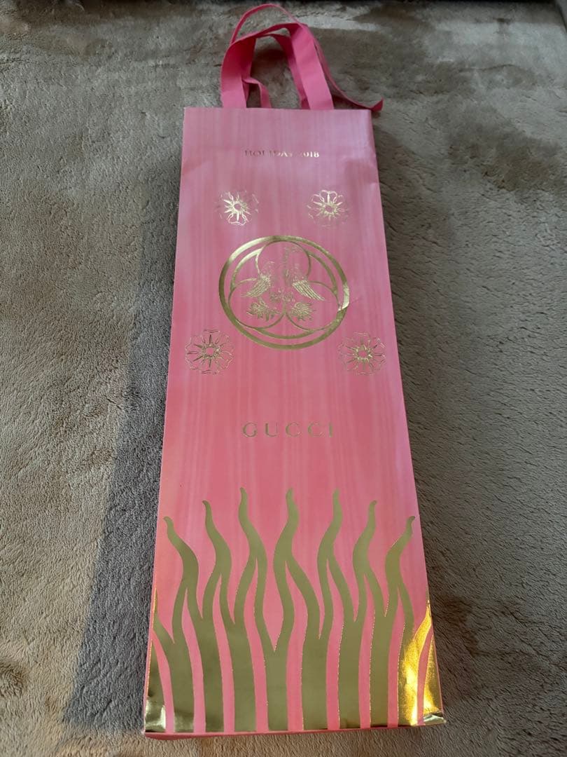 GUCCI トラ刺繍 ホワイトソックス