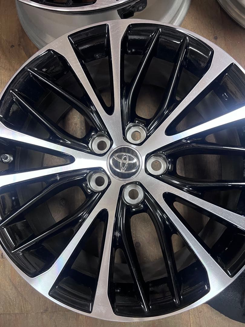 70 カムリ　WSレザーパッケージ　純正　ホイール18×8J50