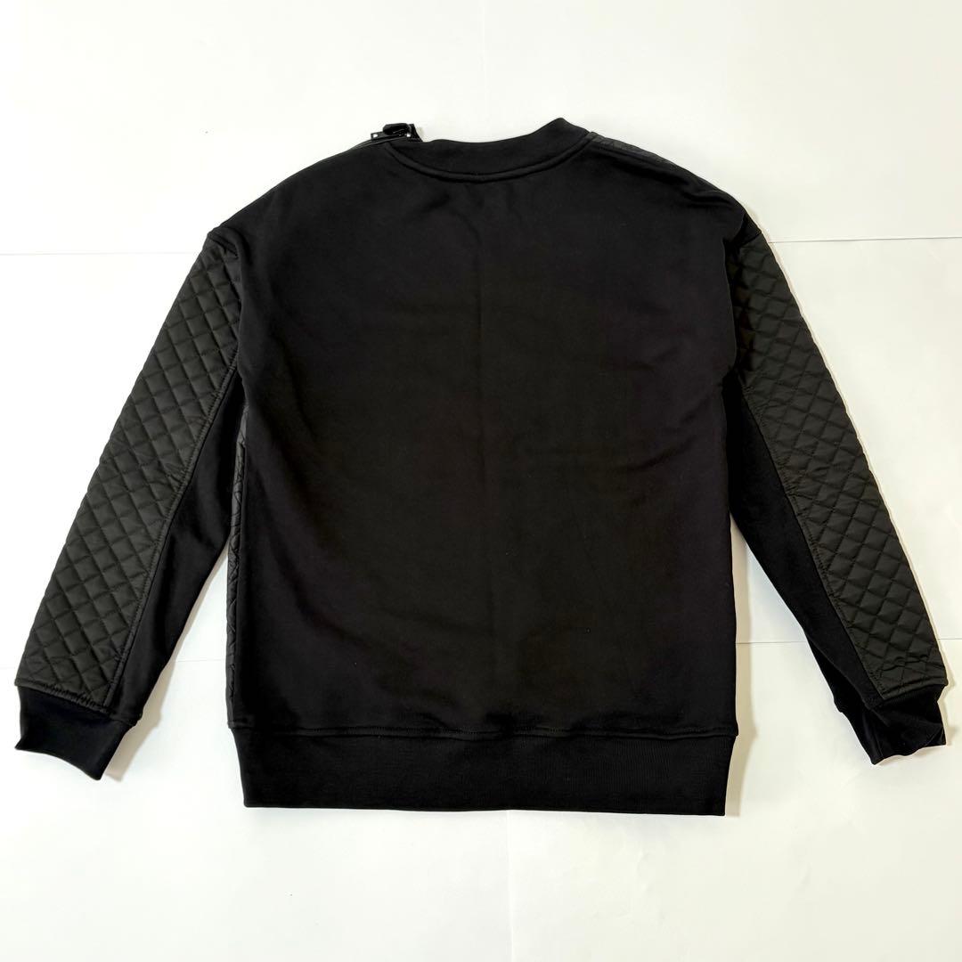 【未使用】BURBERRY ブラックキルティング トレーナー 12Y 152cm