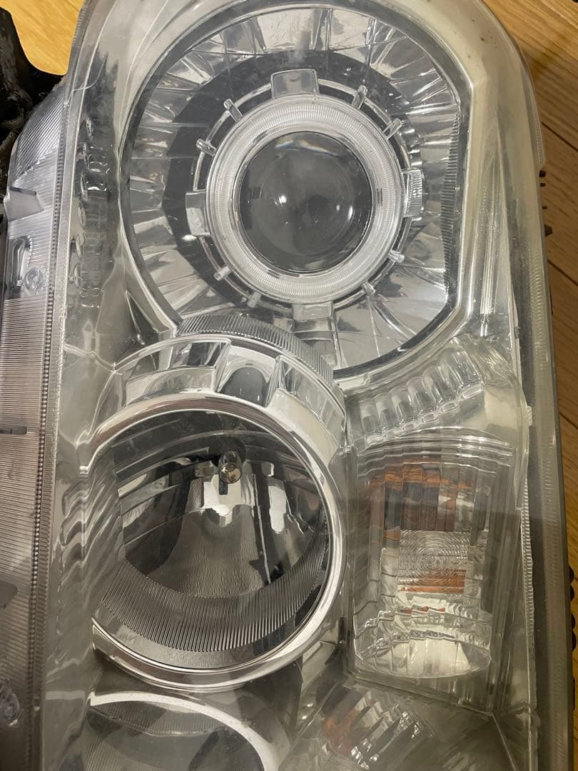 07年〜13年　タンドラ　ヘッドライト　ヘッド　ランプ