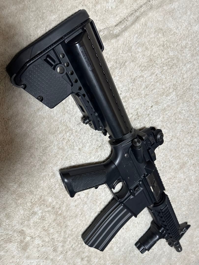 東京マルイ 次世代電動ガン M4A1 CQB-R