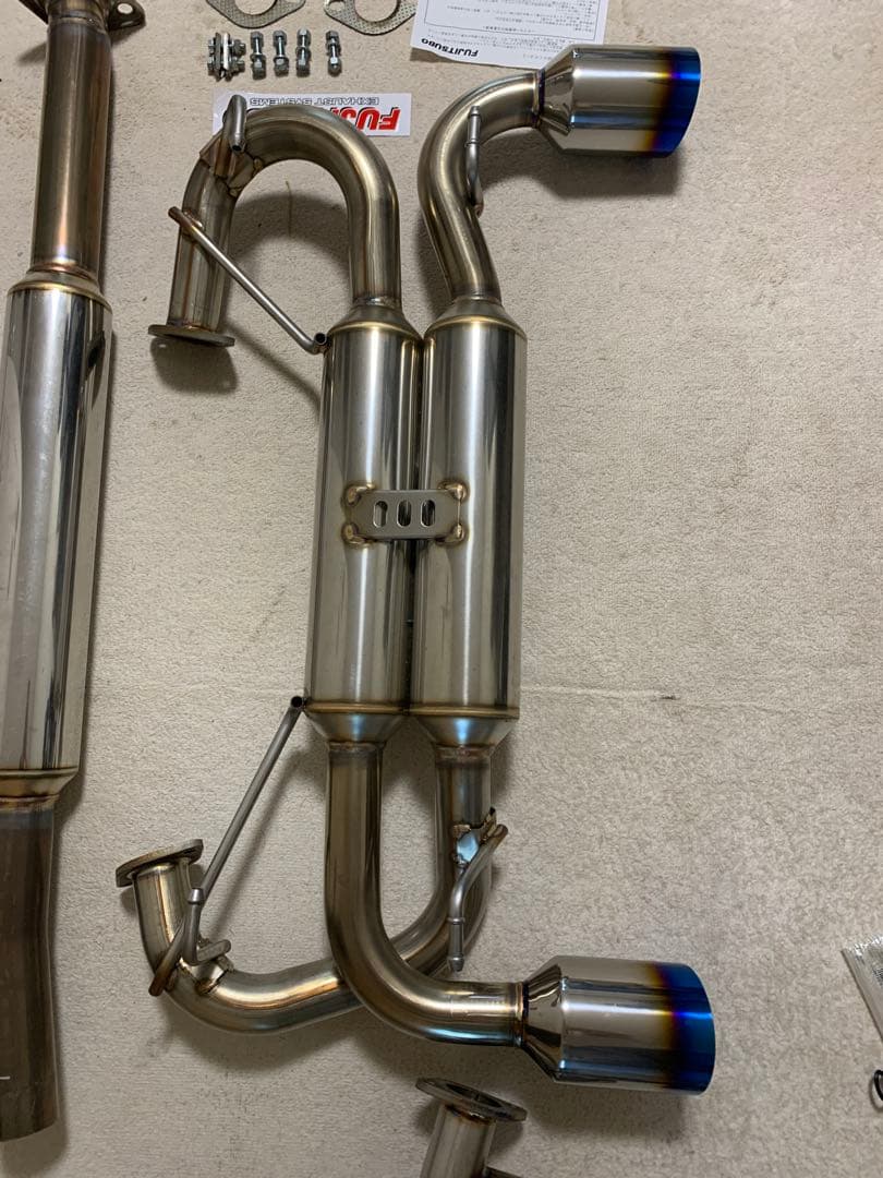 フジツボマフラー　A-R ZN-8 gr86 BG加工あり　手渡しのみ