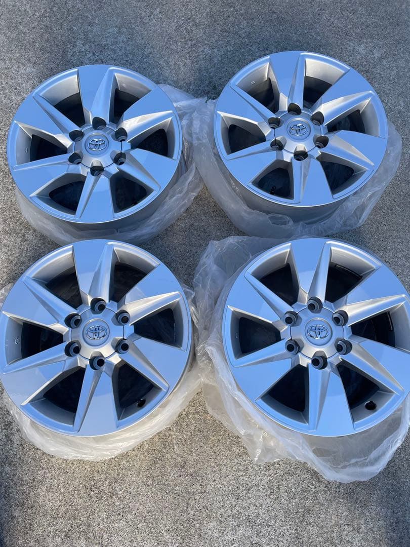 プラド 150 後期　純正　17インチ ホイール ナット　センターキャップ