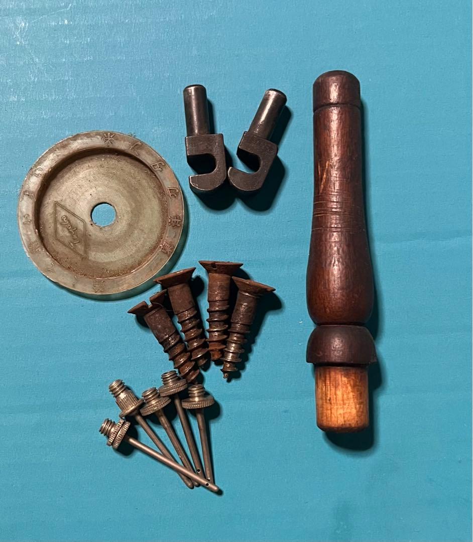 100年前のシンガーミシン網脚 テーブル