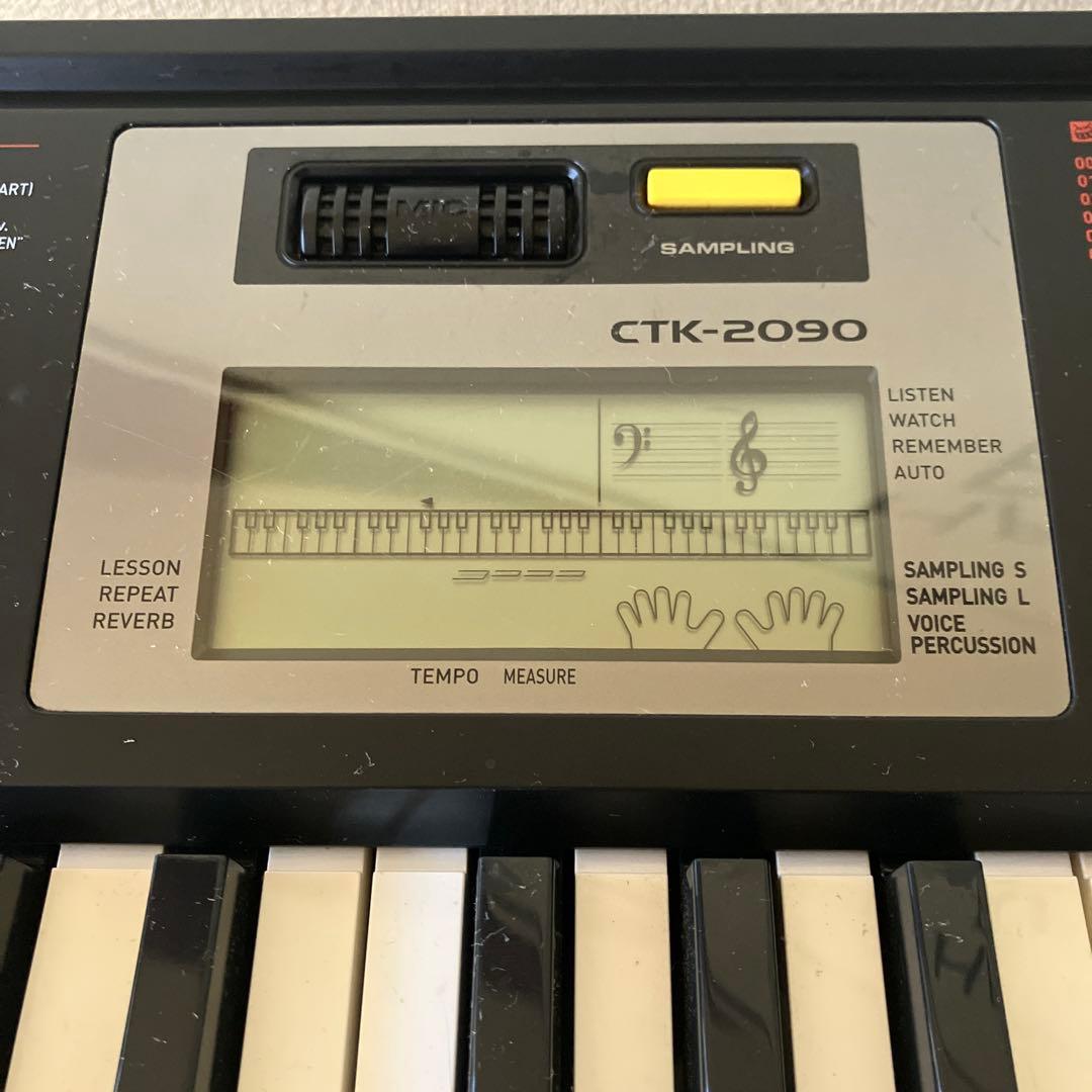 電子キーボード　CASIO 61鍵　スタンド付き　箱・説明書有り