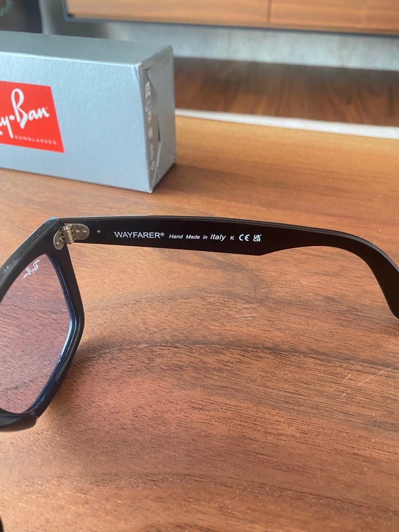 レイバン　ウェイファーラー