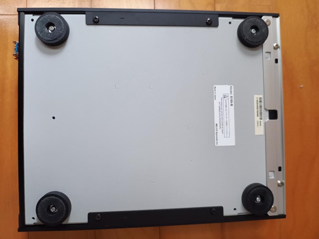 DELA S100-B-J　オーディオ用ネットワークスイッチ