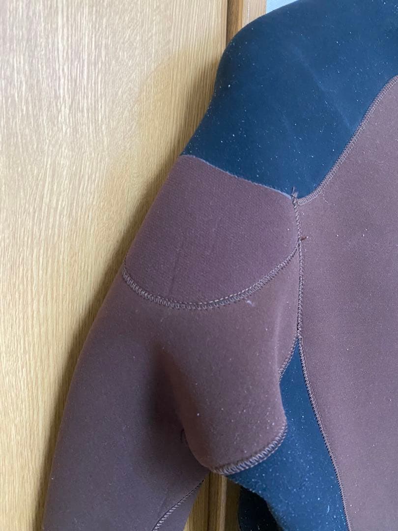 ★最高級シリーズ逆Rプリント‼︎【RASH】メンズ用５×３ｍｍセミドライフルスーツ