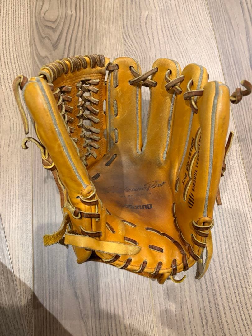 Mizuno Pro 軟式グローブ