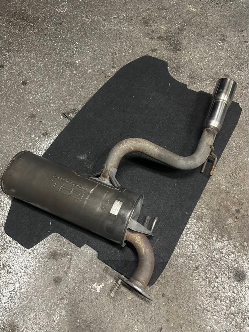 ウッチーガレージセリカZZT231 SS-II TRD マフラー本体 希少