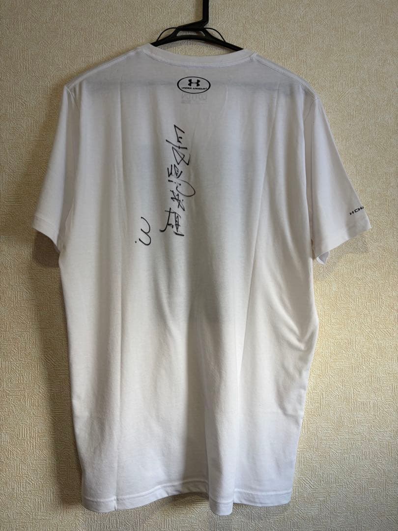 【非売品・直筆サイン】長嶋茂雄終身名誉監督 贈呈品 アンダーアーマー Tシャツ