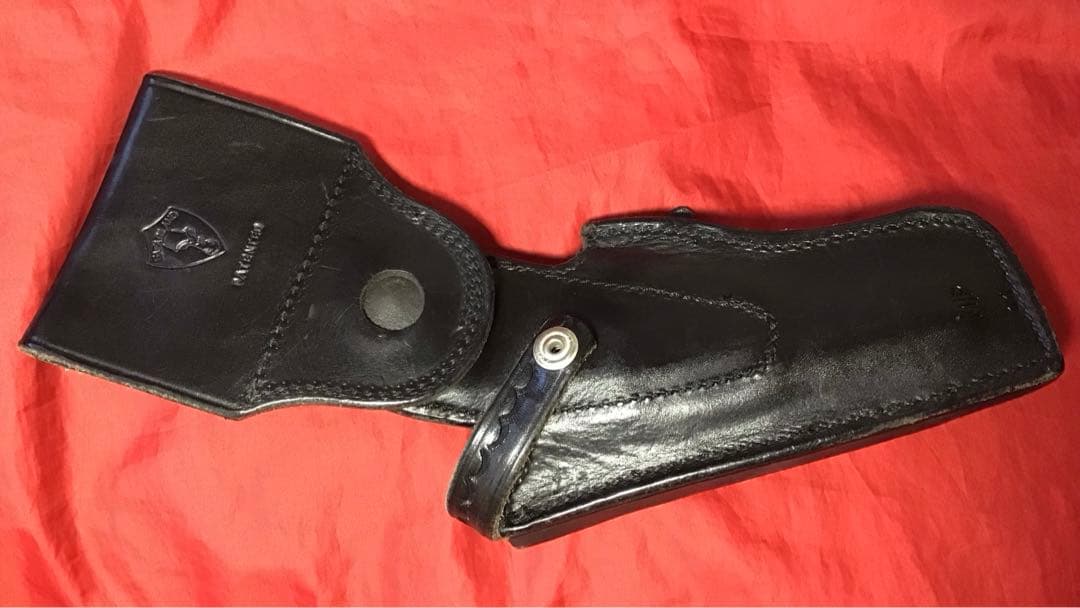 サファリランド製　実物MP革製リボルバー用ヒップホルスター　右用　中古品