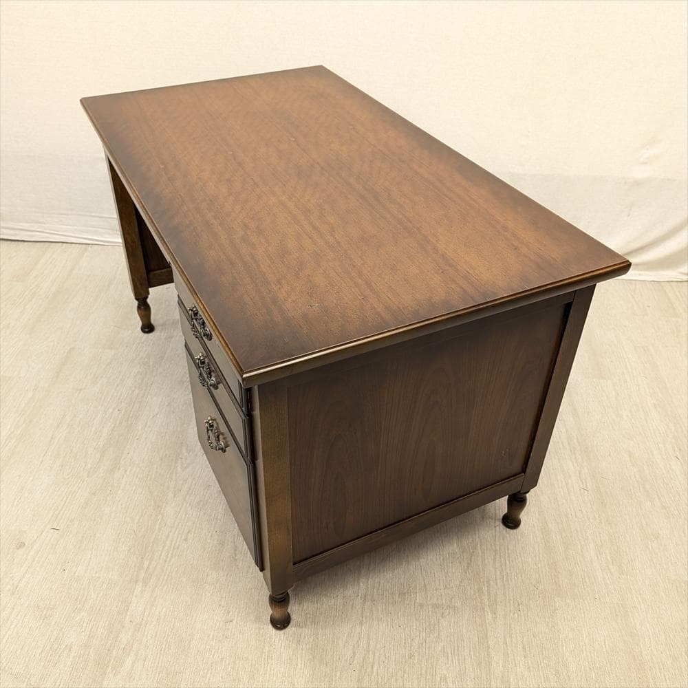 カリモク　コロニアル　片袖机　書斎デスク　学習デスク　ワークデスク　作業机　机