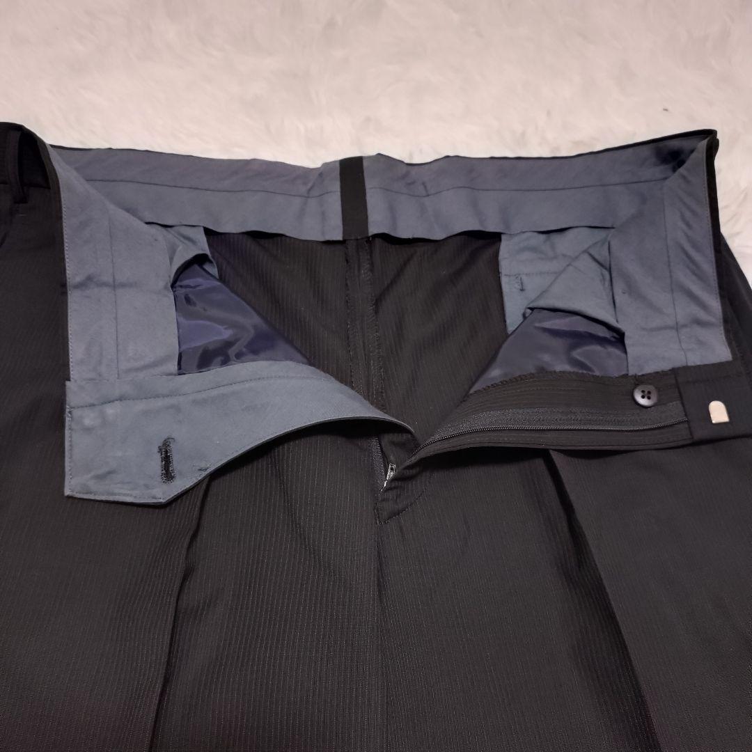 BURBERRY LONDON 羊毛100% 黒 BB4 （2L〜3L相当）