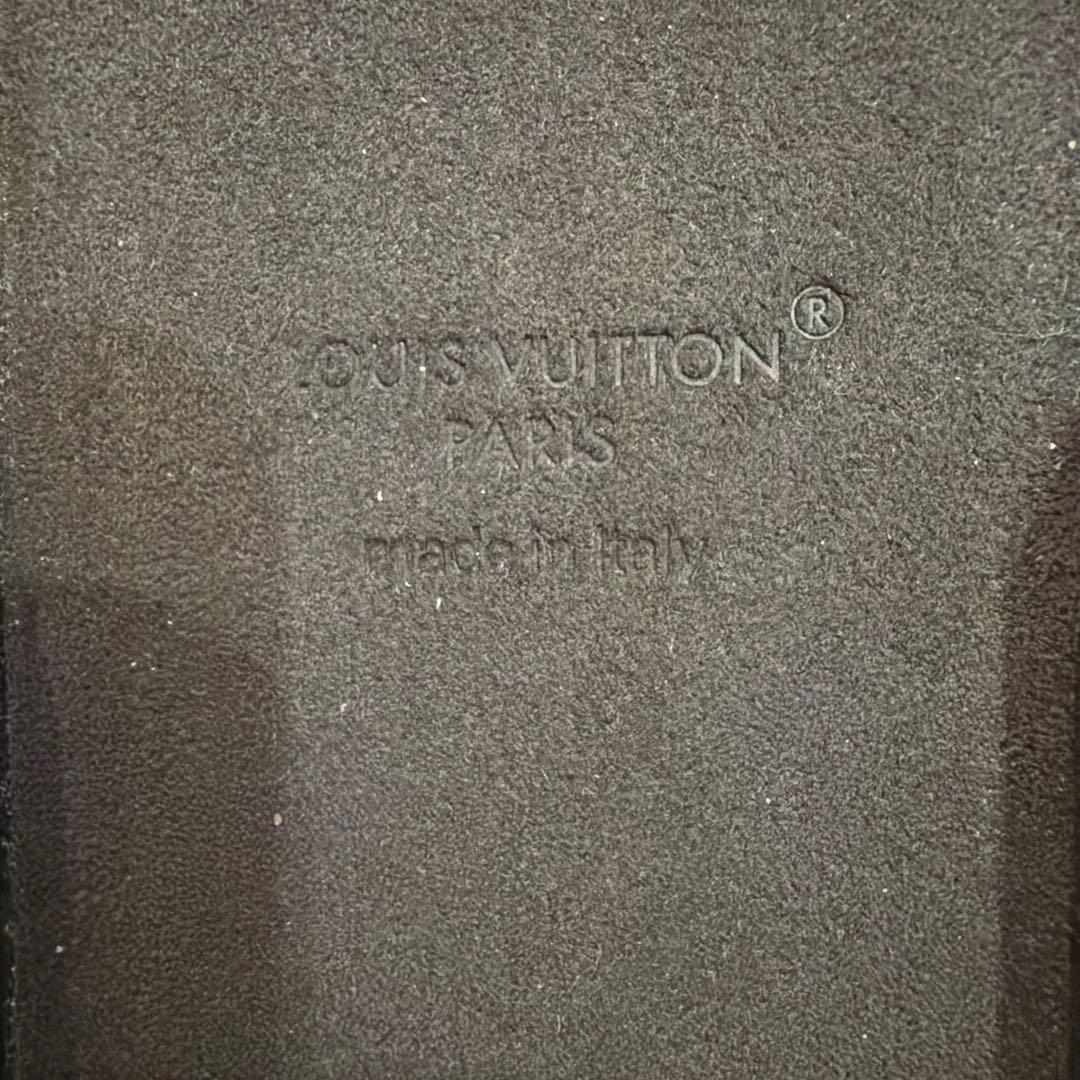 uyu様さま専用ルイヴィトン　モノグラム　バンパー　iPhone 15Pro