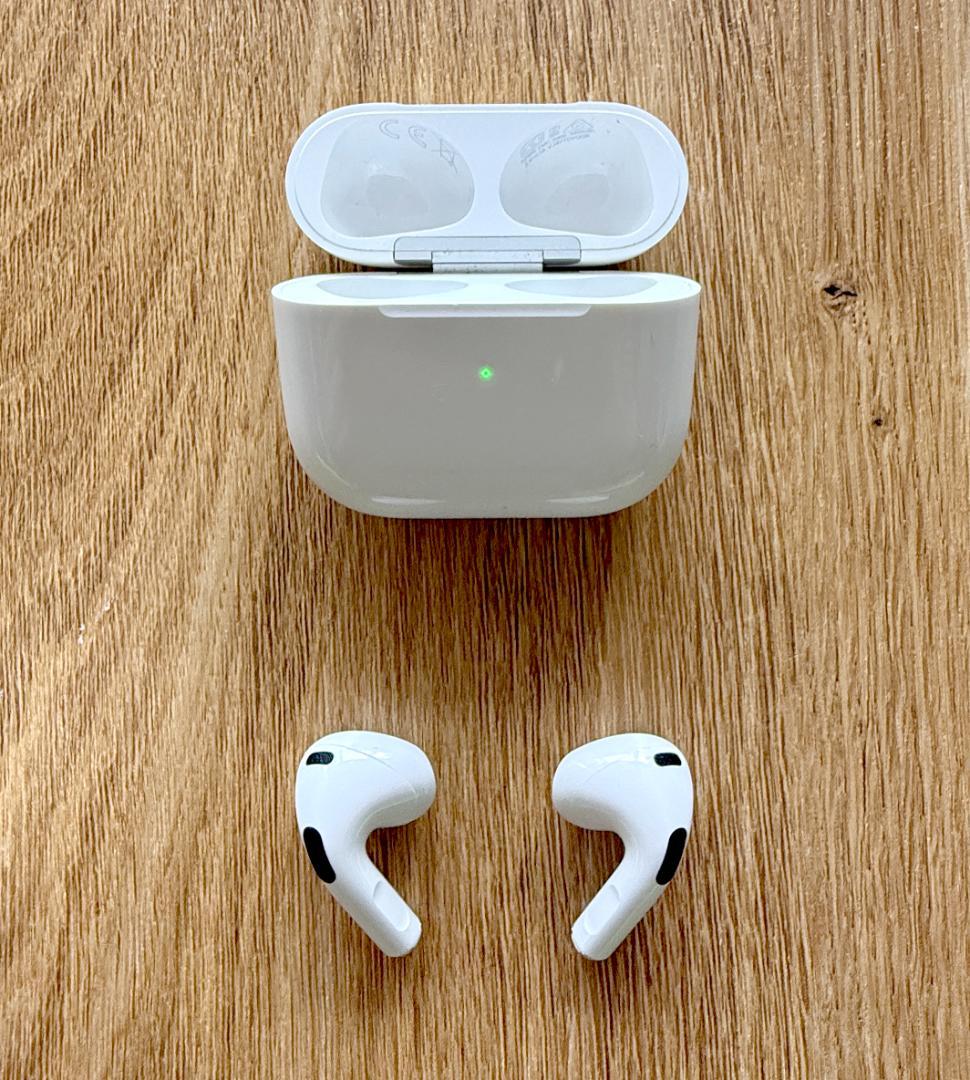 【箱有り】airpods(第3世代) 3rd generation 充電ケース付