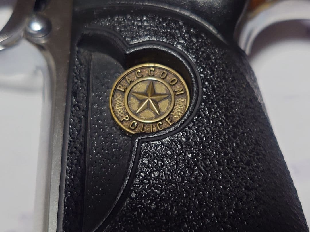 ま*ー様 東京マルイ ライトニングホーク レオンカスタム デザートイーグル グリ