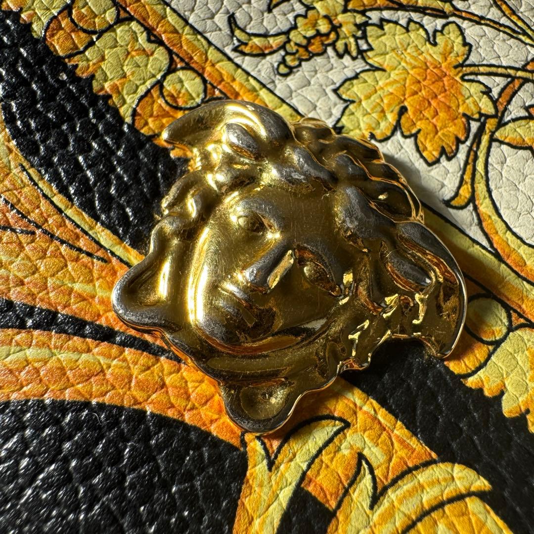VERSACE メデューサバロック柄　二つ折り財布　総柄
