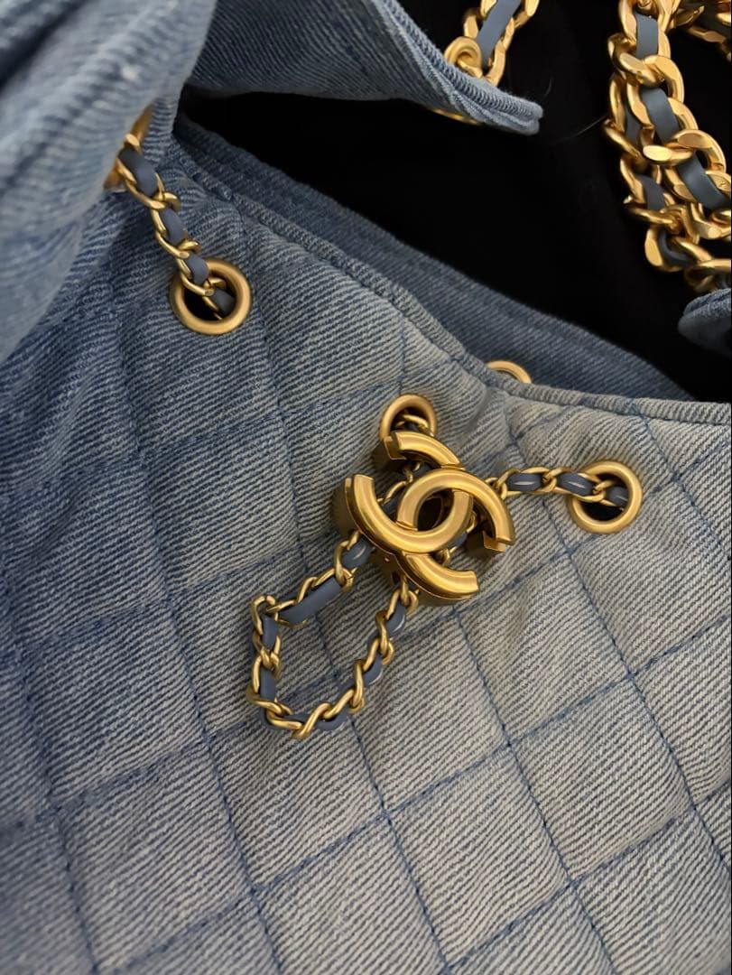 CHANEL デニムブルー キルティングバッグ